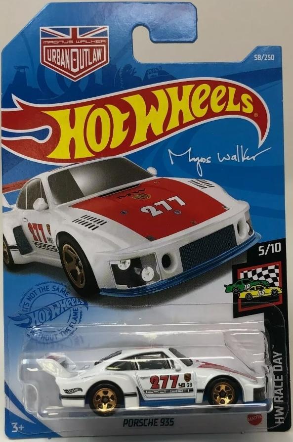 Hot wheels porsche 935