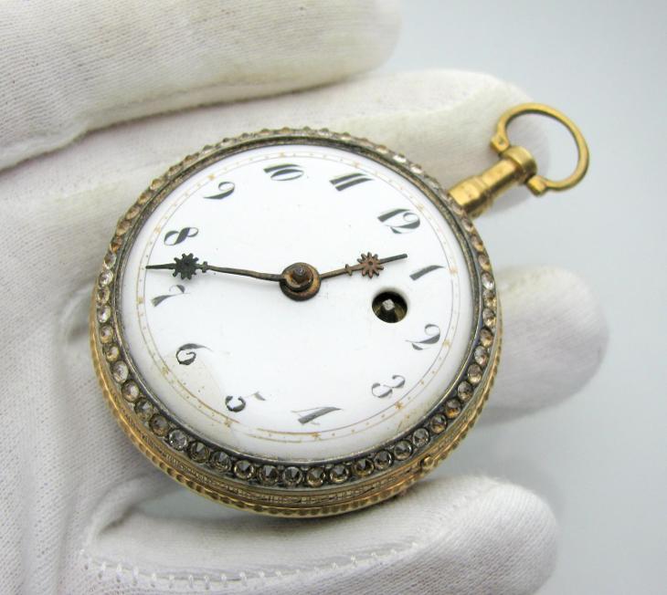 Starožitné vreckové hodinky 