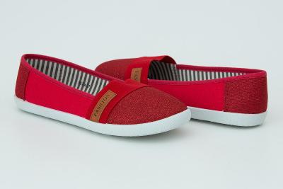 Červené Slip On tenisky vel. 36,37,39 - 229kč - VÝPRODEJ