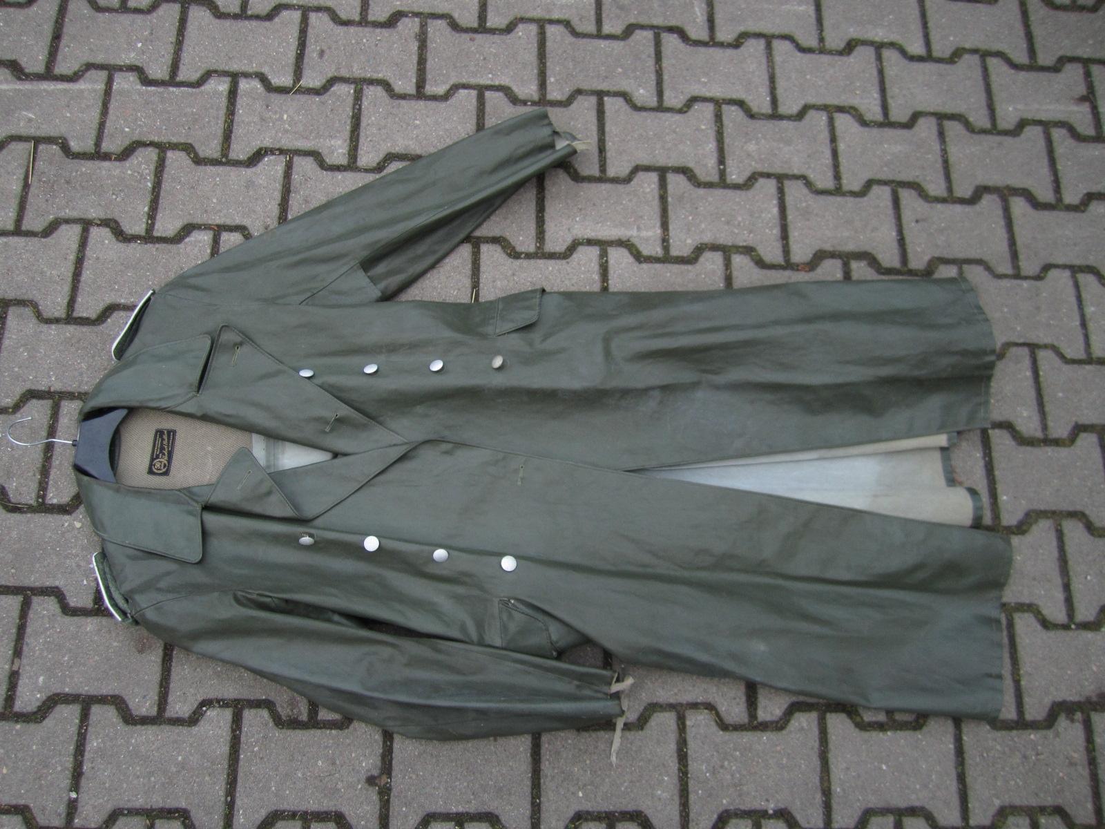 Identification Manteau de pluie WH 37666ee2-66e4-491b-b161-e718e1e7ddf8