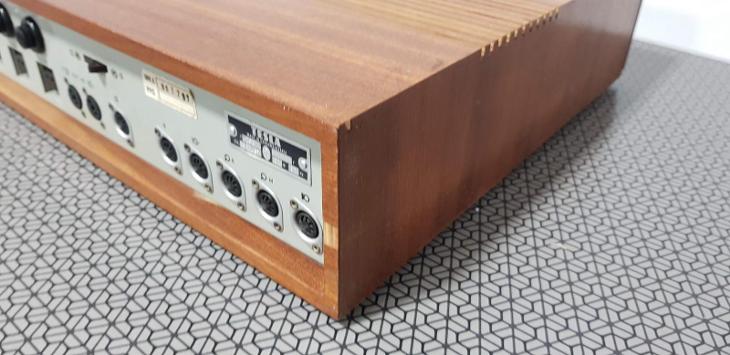 Tesla music 30 stereo