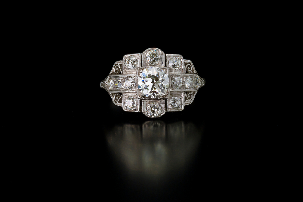 Starožitný prsten s diamantem